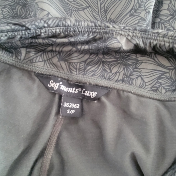 🔹️ Stretchy Skort - Picture 4 of 4